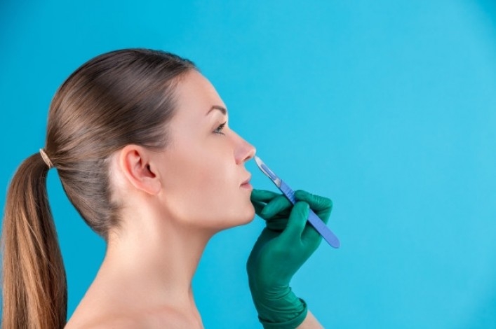 Burun Estetiği ile İlgili Sıkça Sorulan Sorular